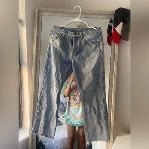 Brandy Melville mid rise light wash jeans